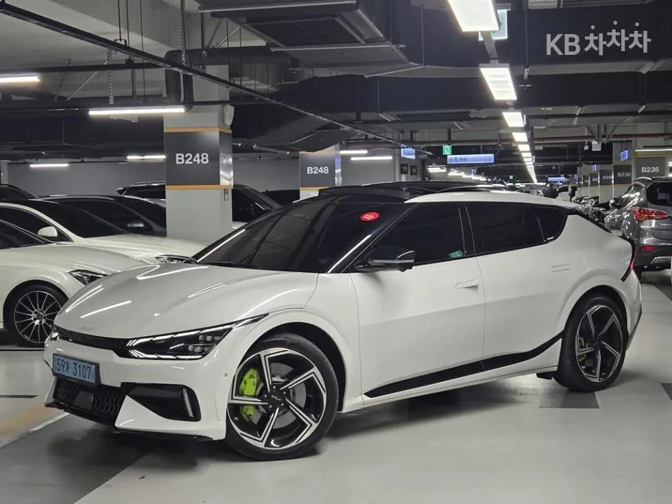 Kia EV6 GT GT - фото 1