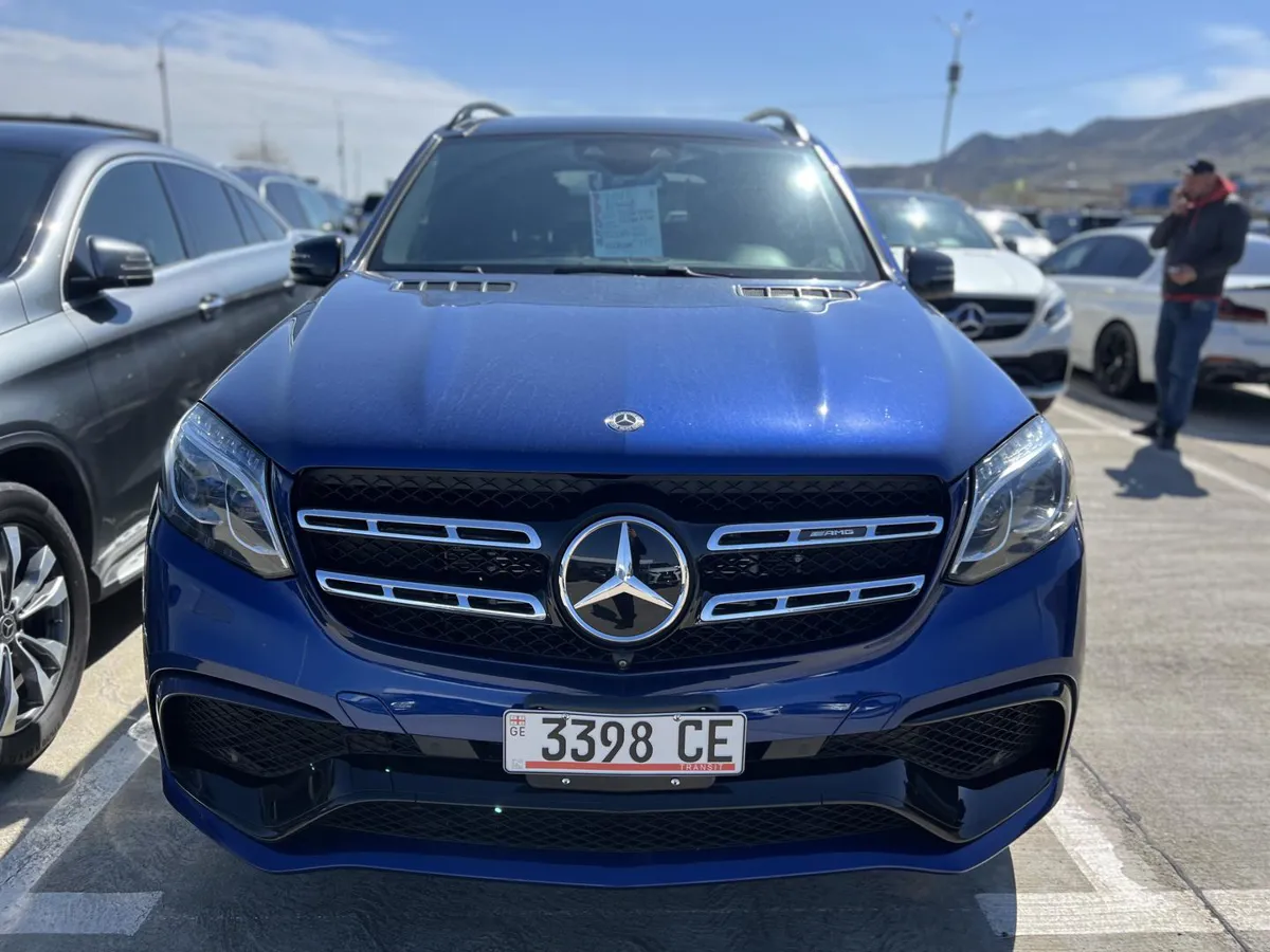 Mercedes-Benz GLE 63 - фото 1