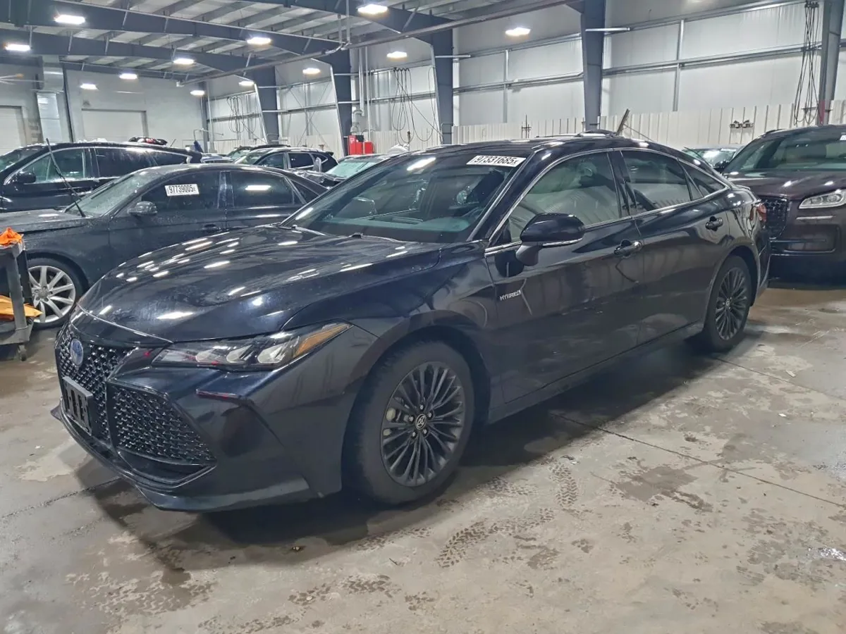 TOYOTA AVALON - фото 1