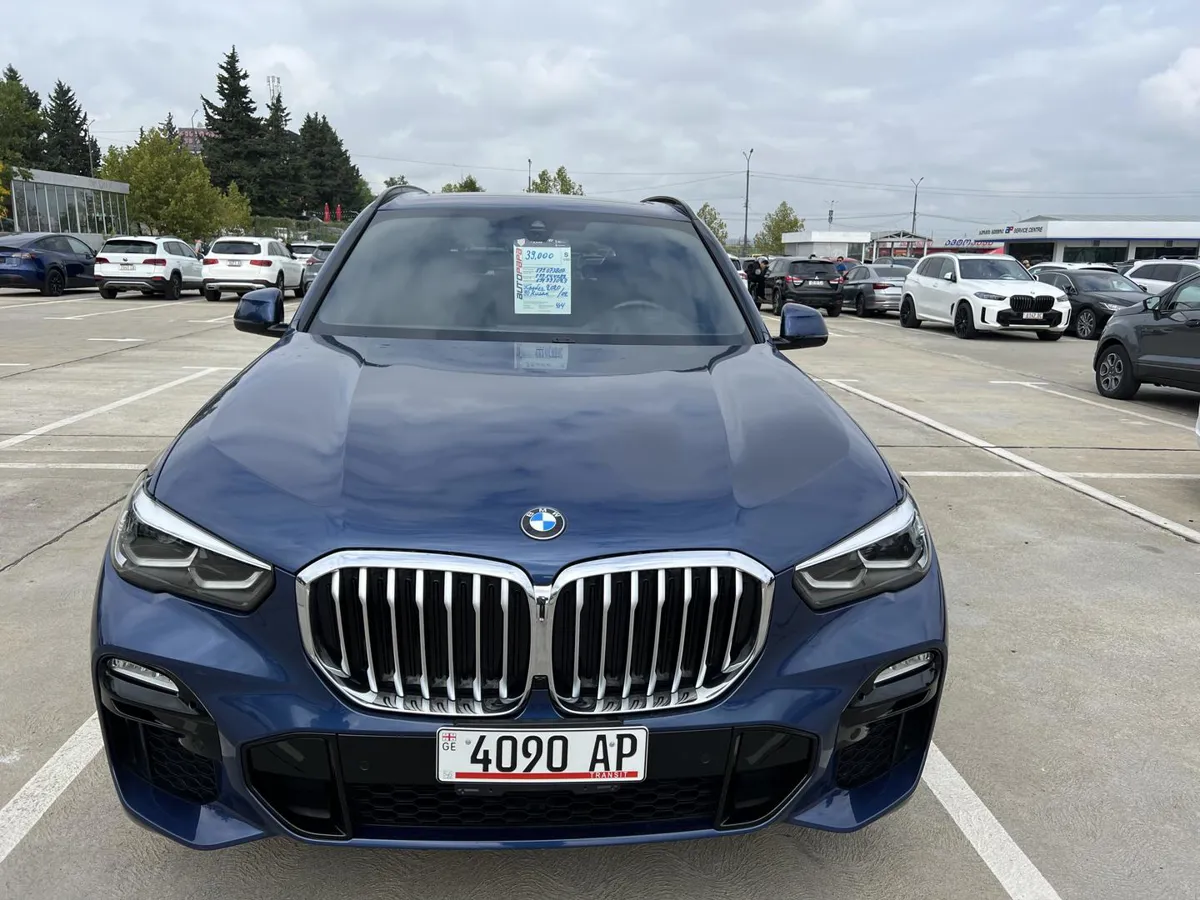 BMW X5 - фото 1