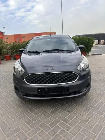 Ford Figo - фото 1