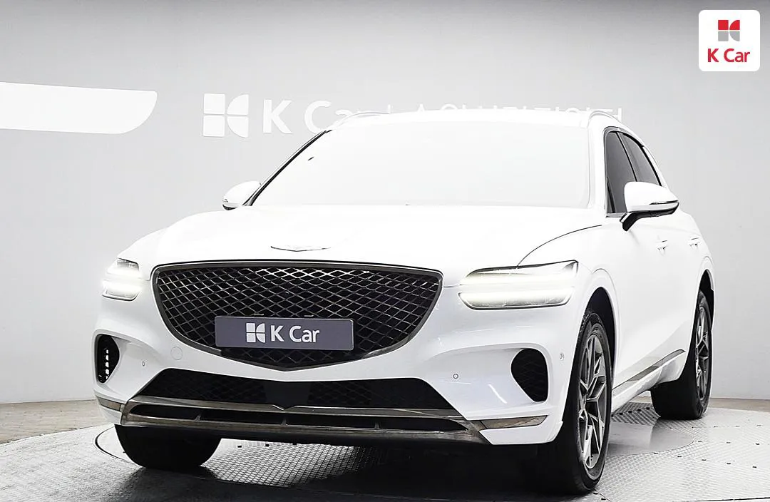 Genesis GV70 - фото 1