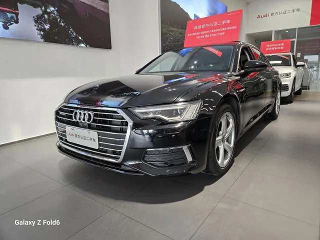 Audi A6L - фото 1