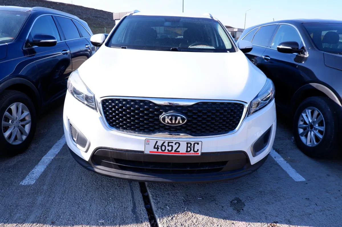 Kia Sorento - фото 1