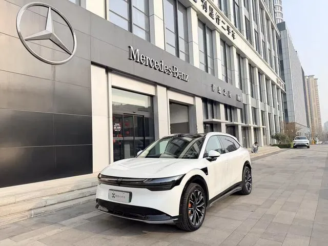 Zeekr ZEEKR 7X - фото 1