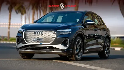 Audi Q4 e-tron - фото 1