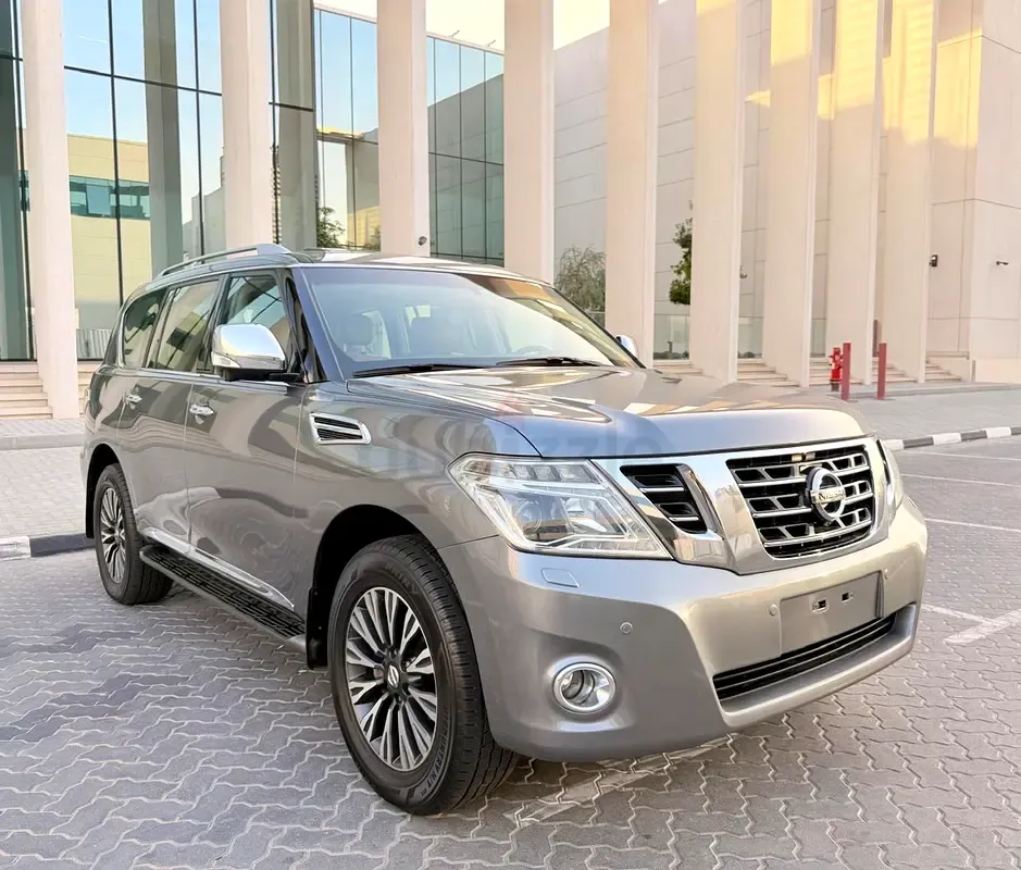 Nissan Patrol - фото 1