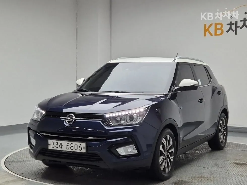 KG Mobility 티볼리 아머 1.6 디젤 VX 2WD - фото 1