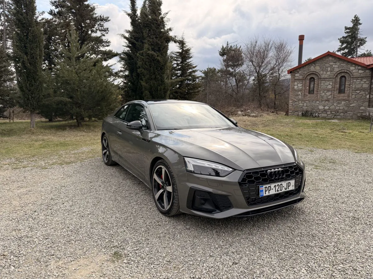 Audi A5 - фото 1