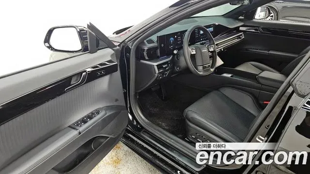 Hyundai Grandeur - фото 1