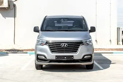 Hyundai H1 - фото 1