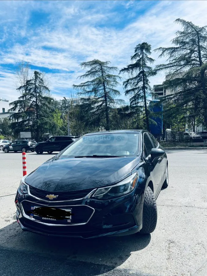 Chevrolet Cruze - фото 1