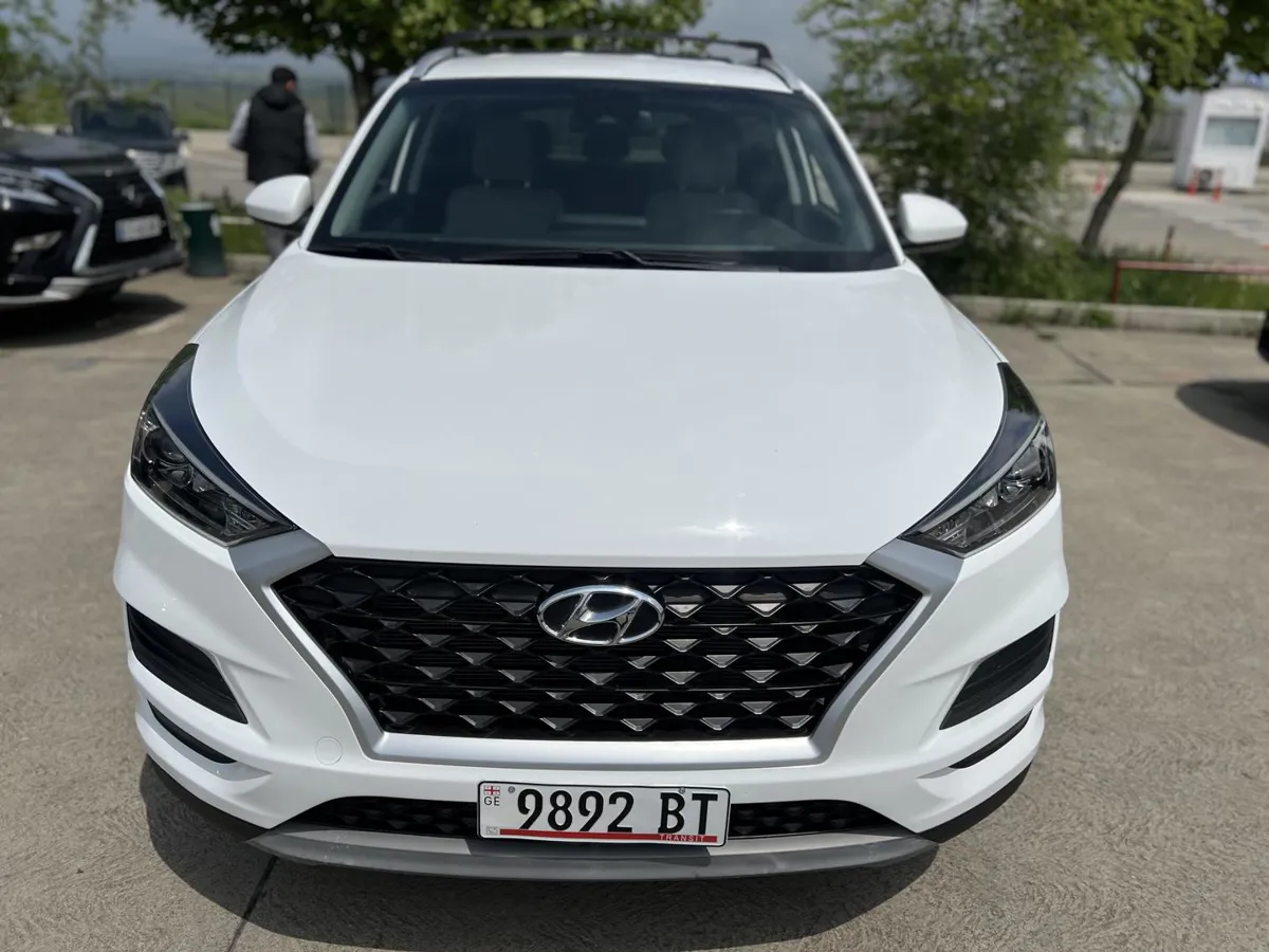 Hyundai Tucson - фото 1