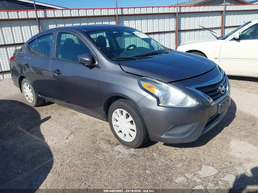 NISSAN VERSA 1.6 S+ - фото 1