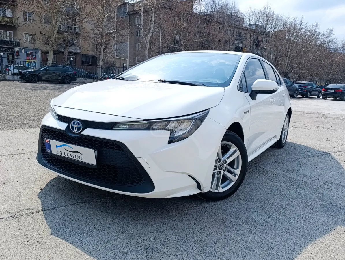 Toyota Corolla - фото 1