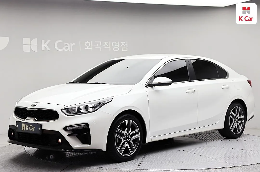 Kia K3 - фото 1