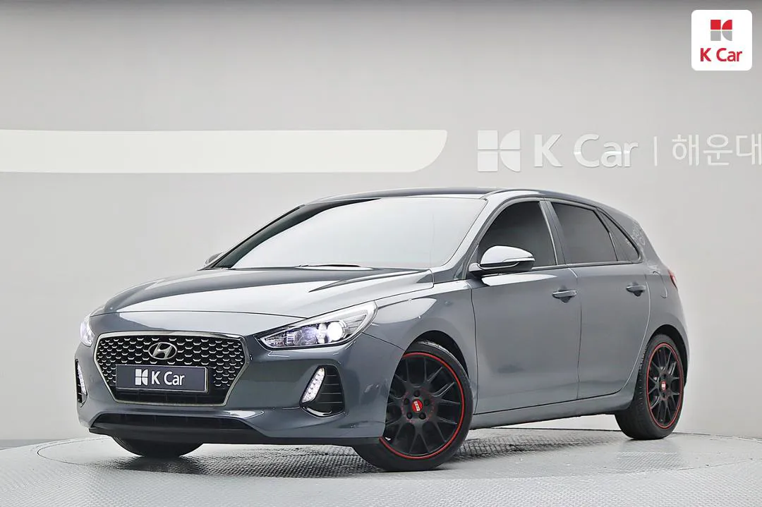 Hyundai i30 - фото 1