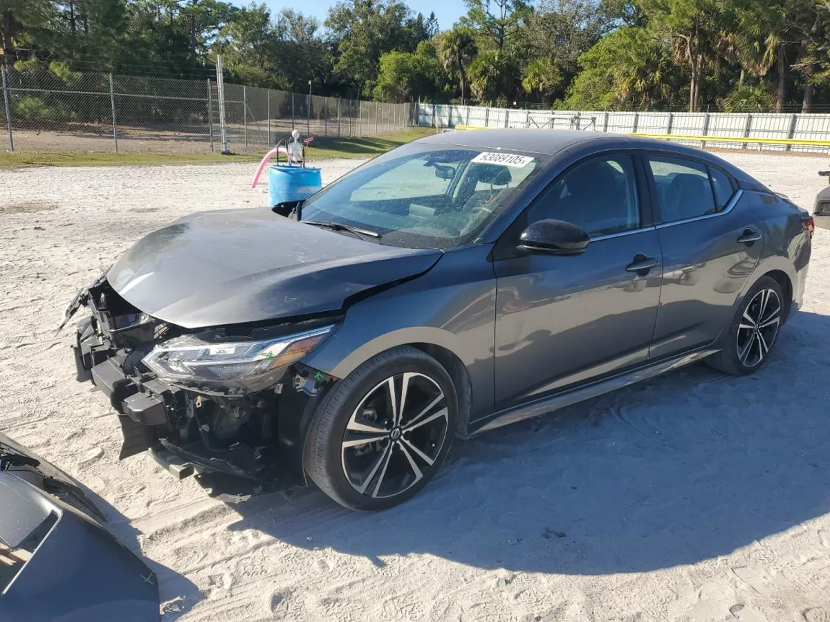 NISSAN SENTRA - фото 1