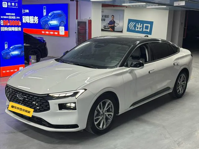 Ford Mondeo - фото 1