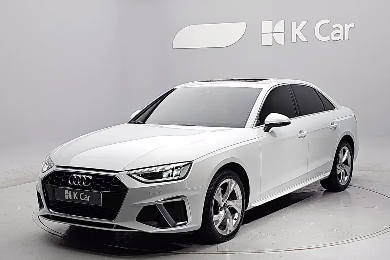 아우디 A4 - фото 1