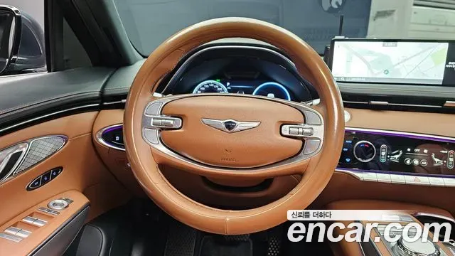 Genesis GV70 - фото 1