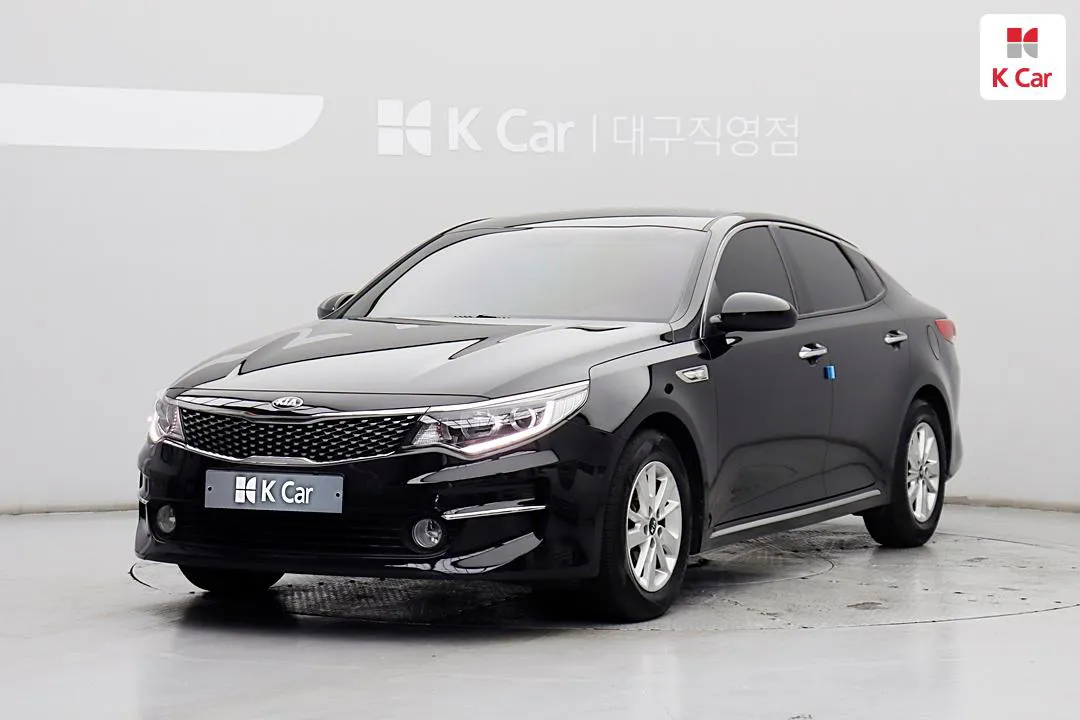 Kia K5 - фото 1