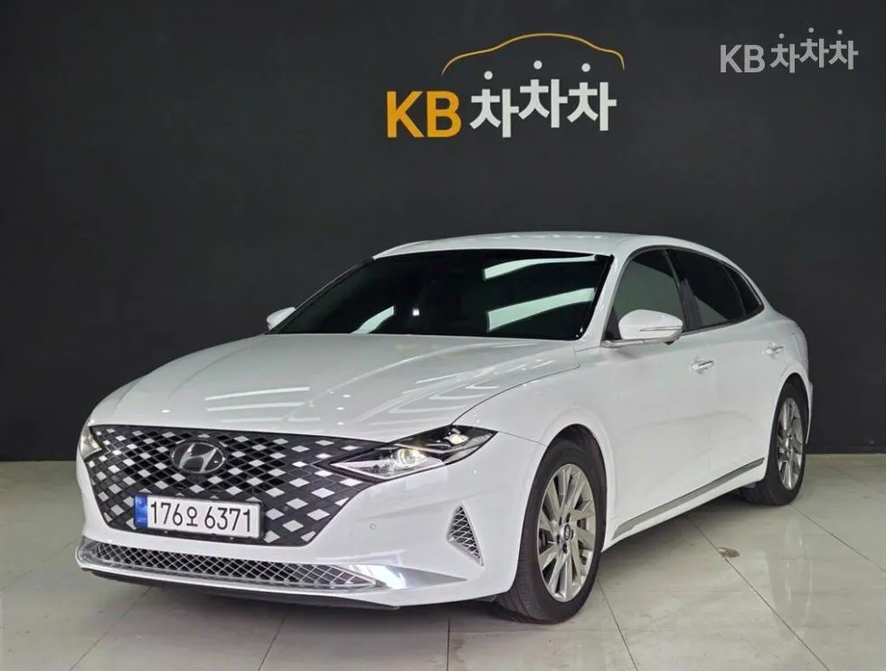 Hyundai 더 뉴 그랜저 하이브리드 2.4 캘리그래피 - фото 1