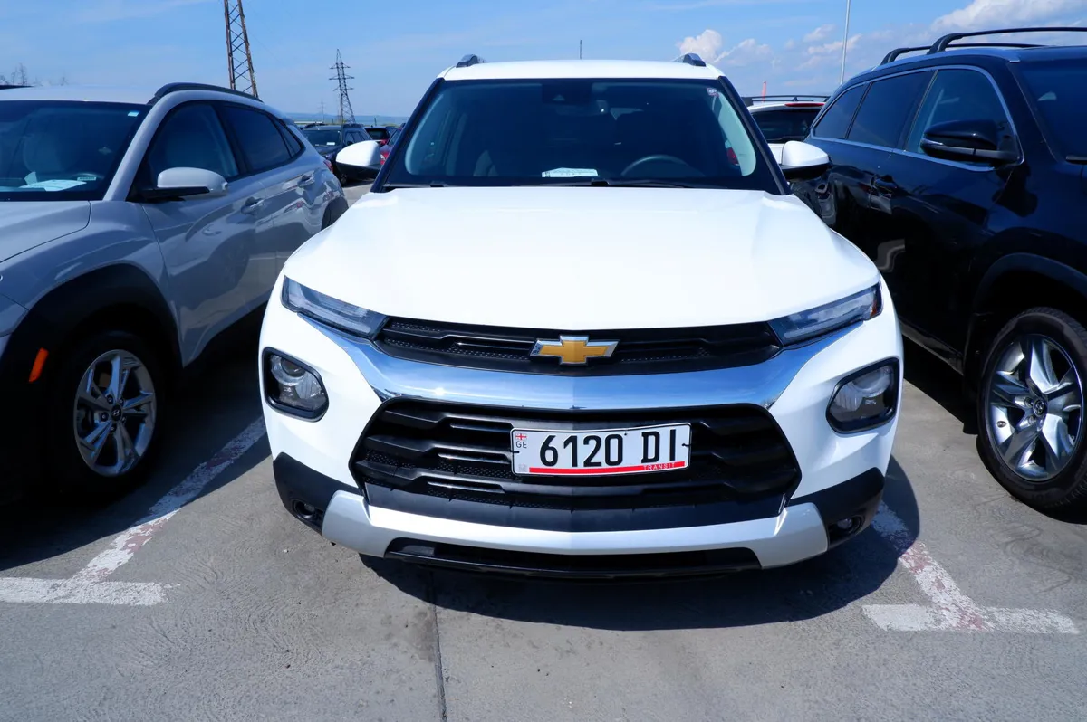 Chevrolet Trailblazer - фото 1