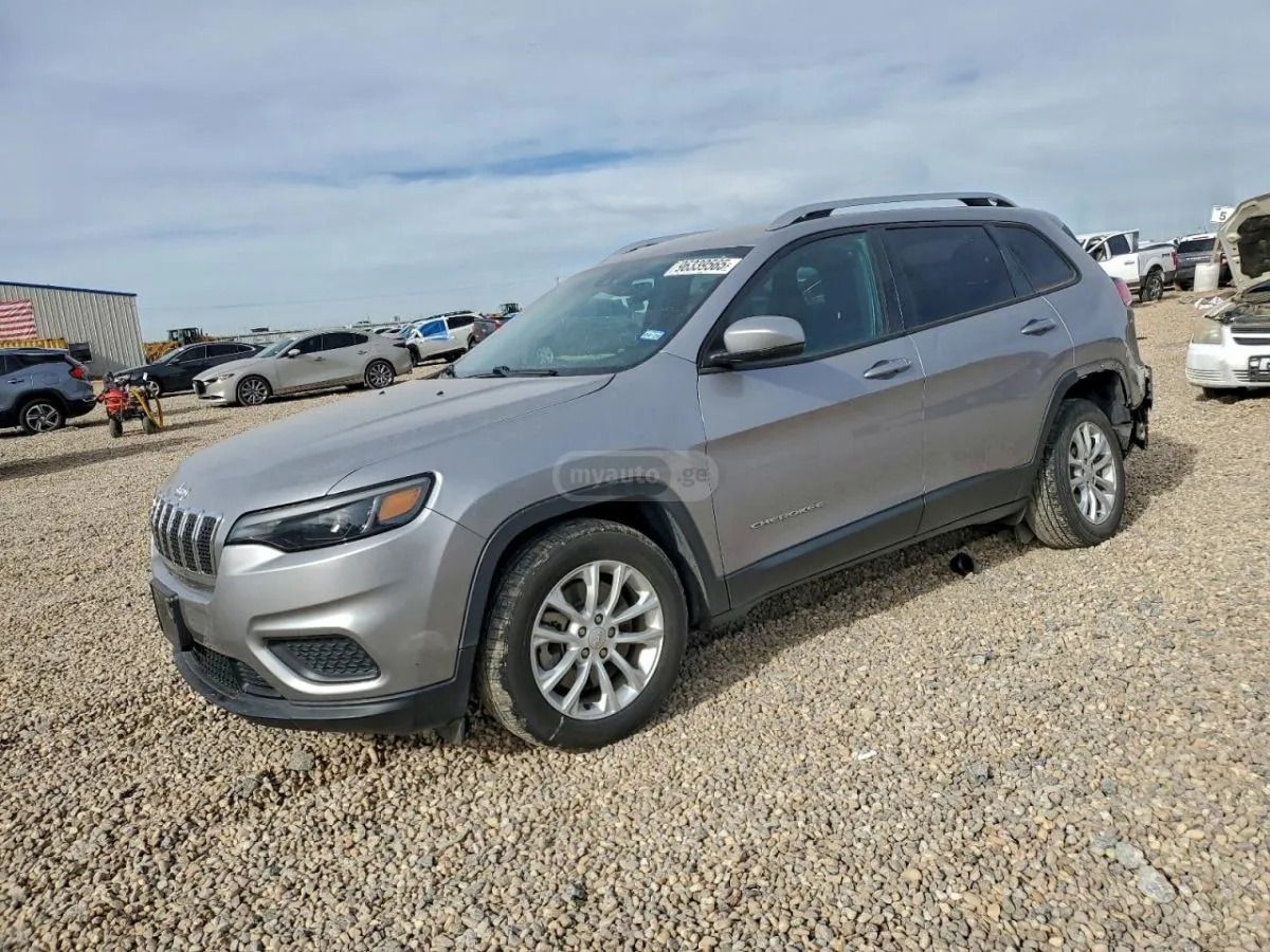 Jeep Cherokee - фото 1