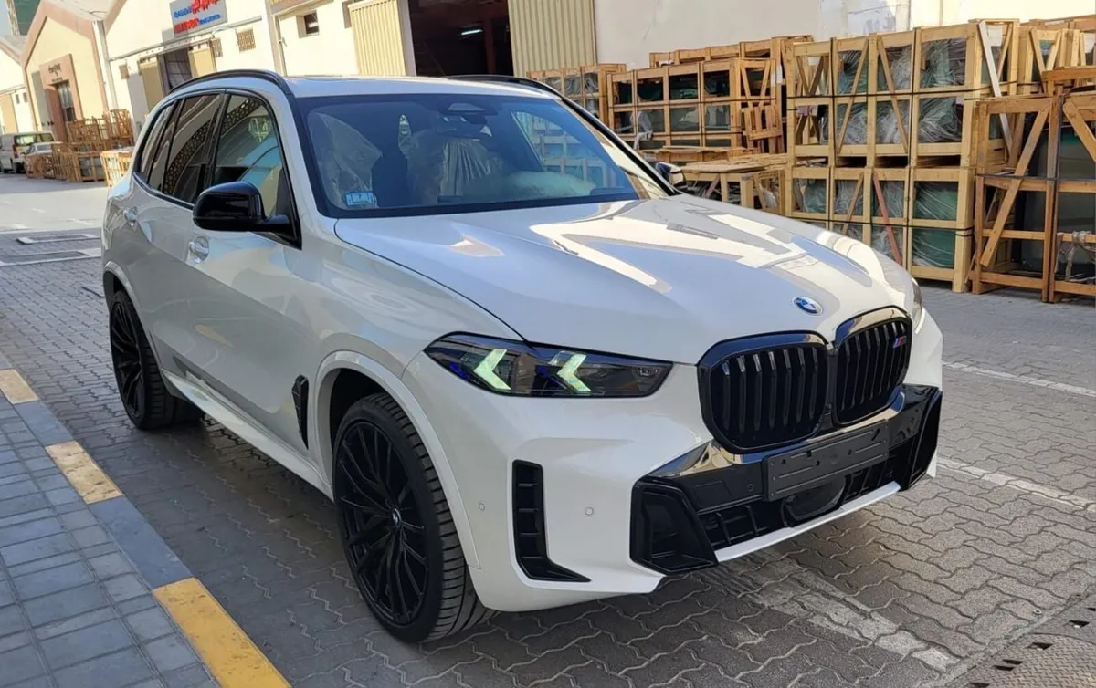BMW X5 - фото 1