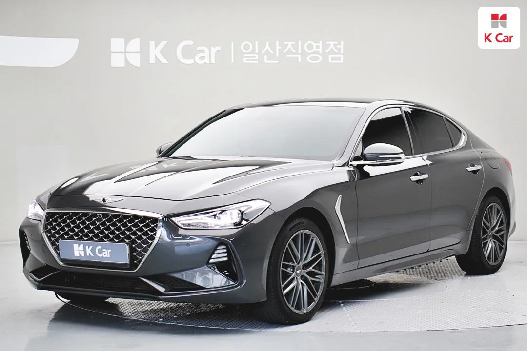 Genesis G70 - фото 1