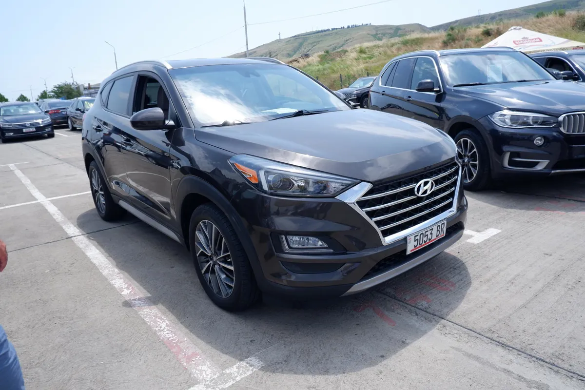 Hyundai Tucson - фото 1