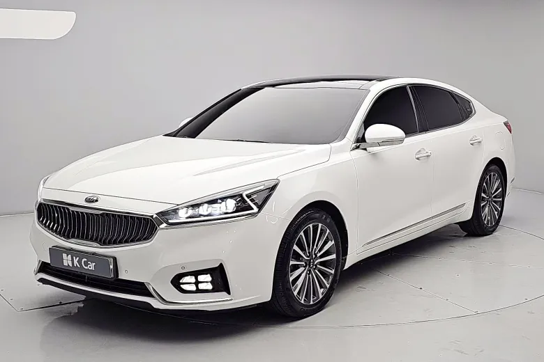 Kia K7 - фото 1