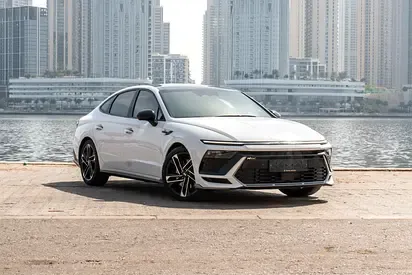 Hyundai Sonata - фото 1