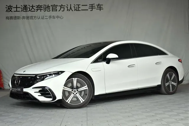 Mercedes-Benz EQS - фото 1