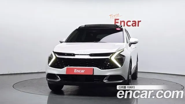 Kia Sportage - фото 1