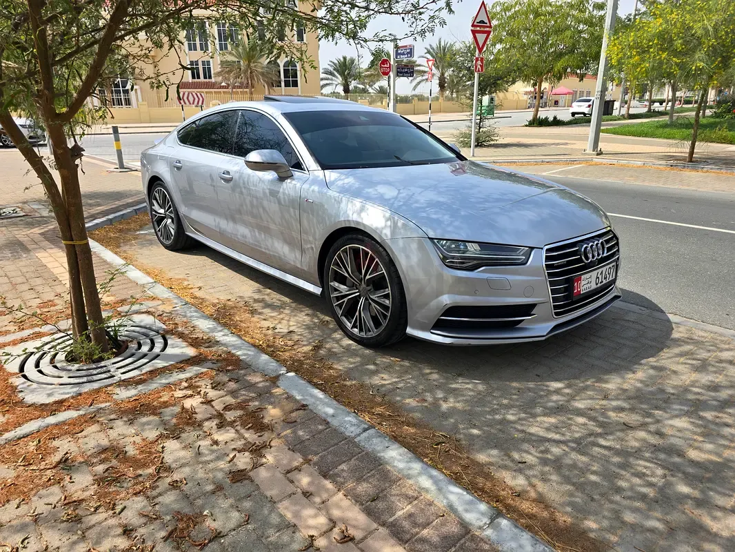 Audi A7 - фото 1