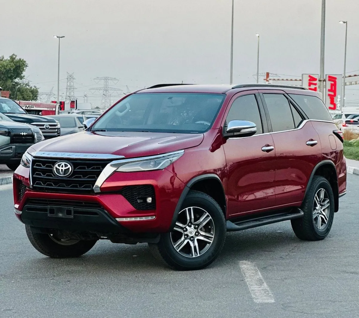 Toyota Fortuner - фото 1