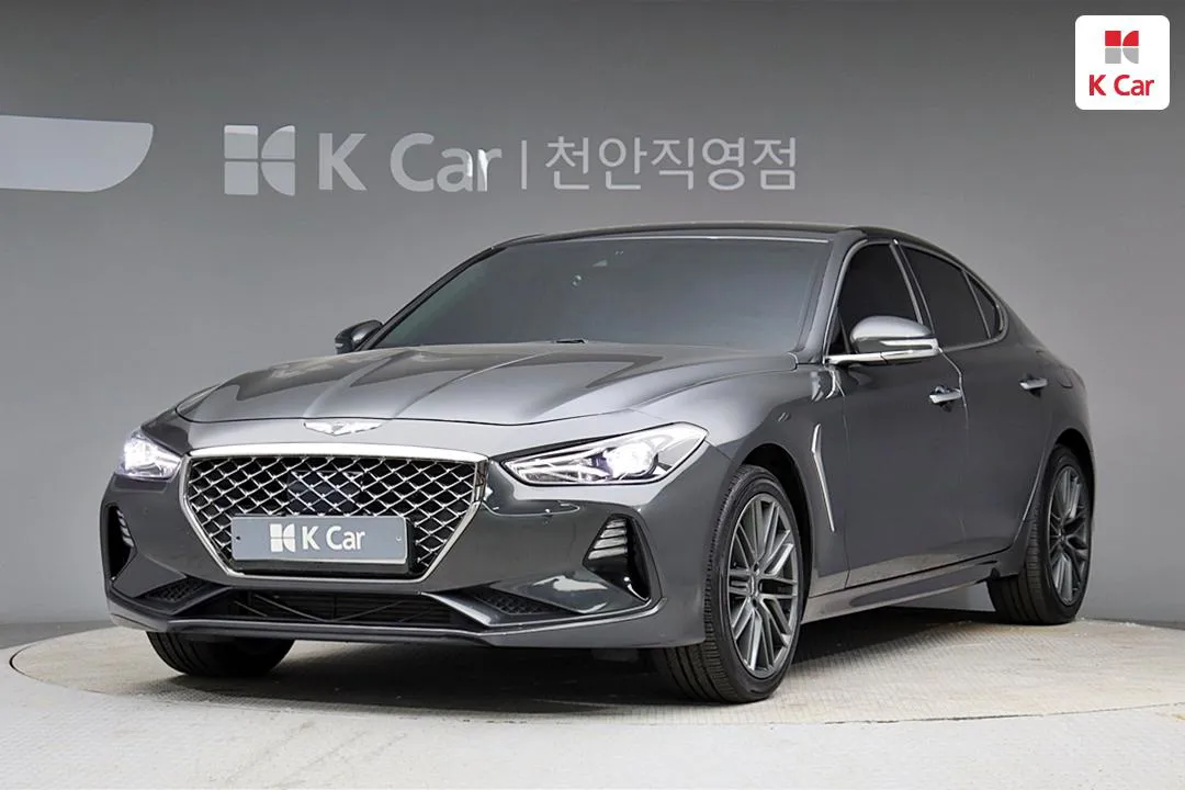 Genesis G70 - фото 1