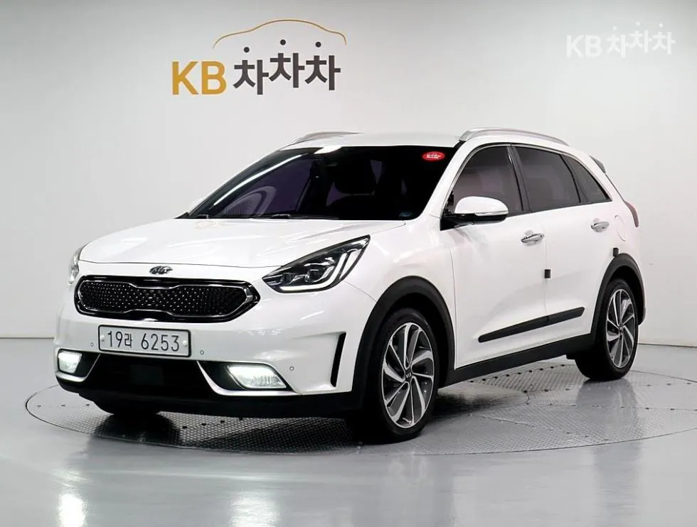 Kia 니로 1.6 노블레스 - фото 1