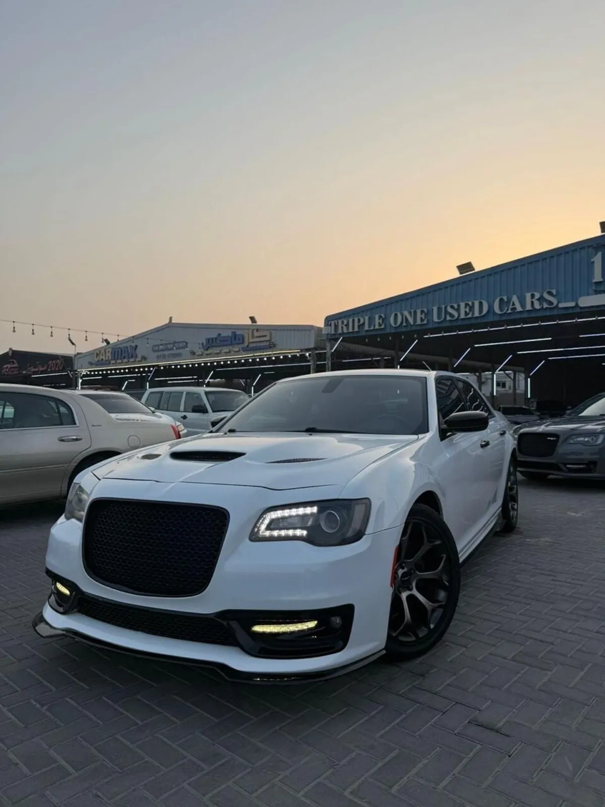 Chrysler 300s - фото 1