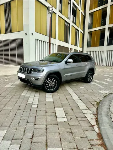 Jeep Grand Cherokee - фото 1