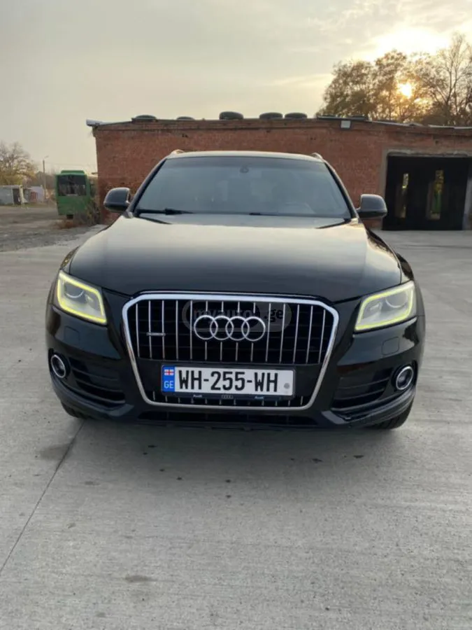 Audi Q5 - фото 1