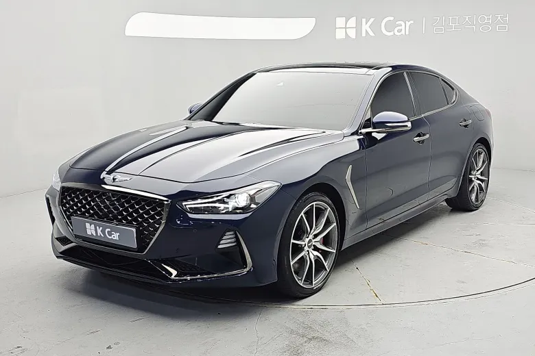 Genesis G70 - фото 1