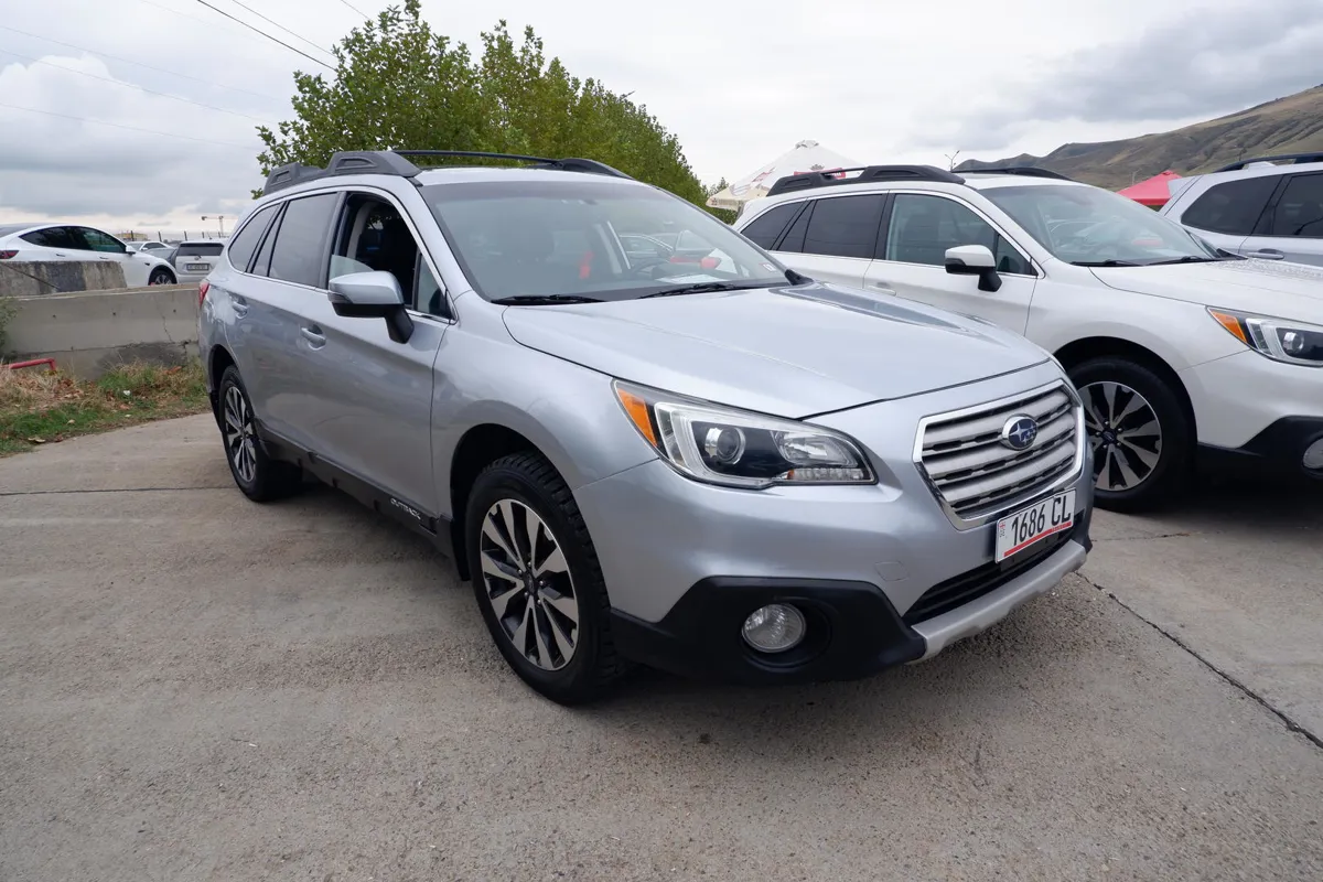 Subaru Outback - фото 1