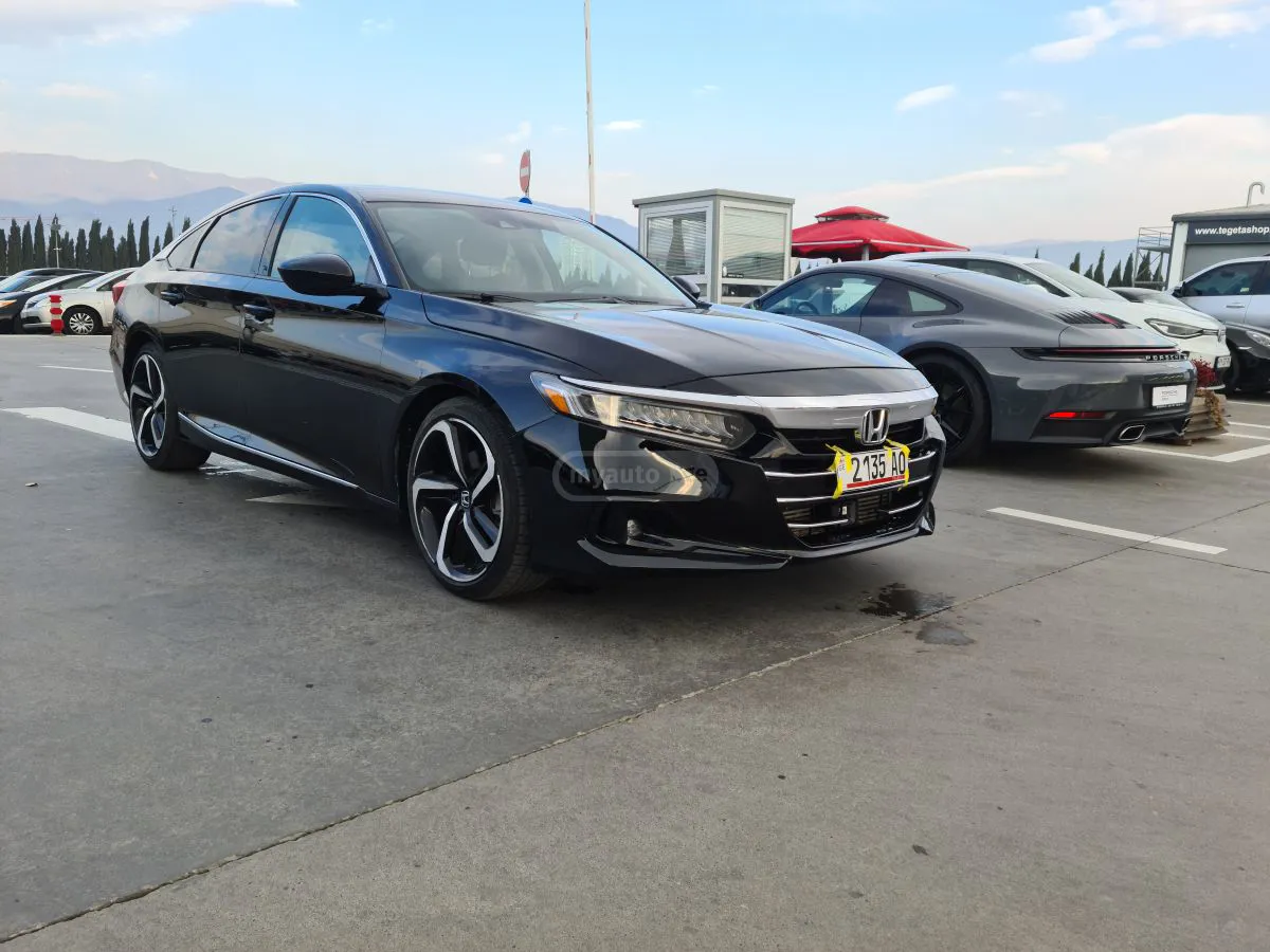 Honda Accord - фото 1