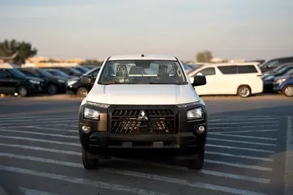 Mitsubishi L200 - фото 1