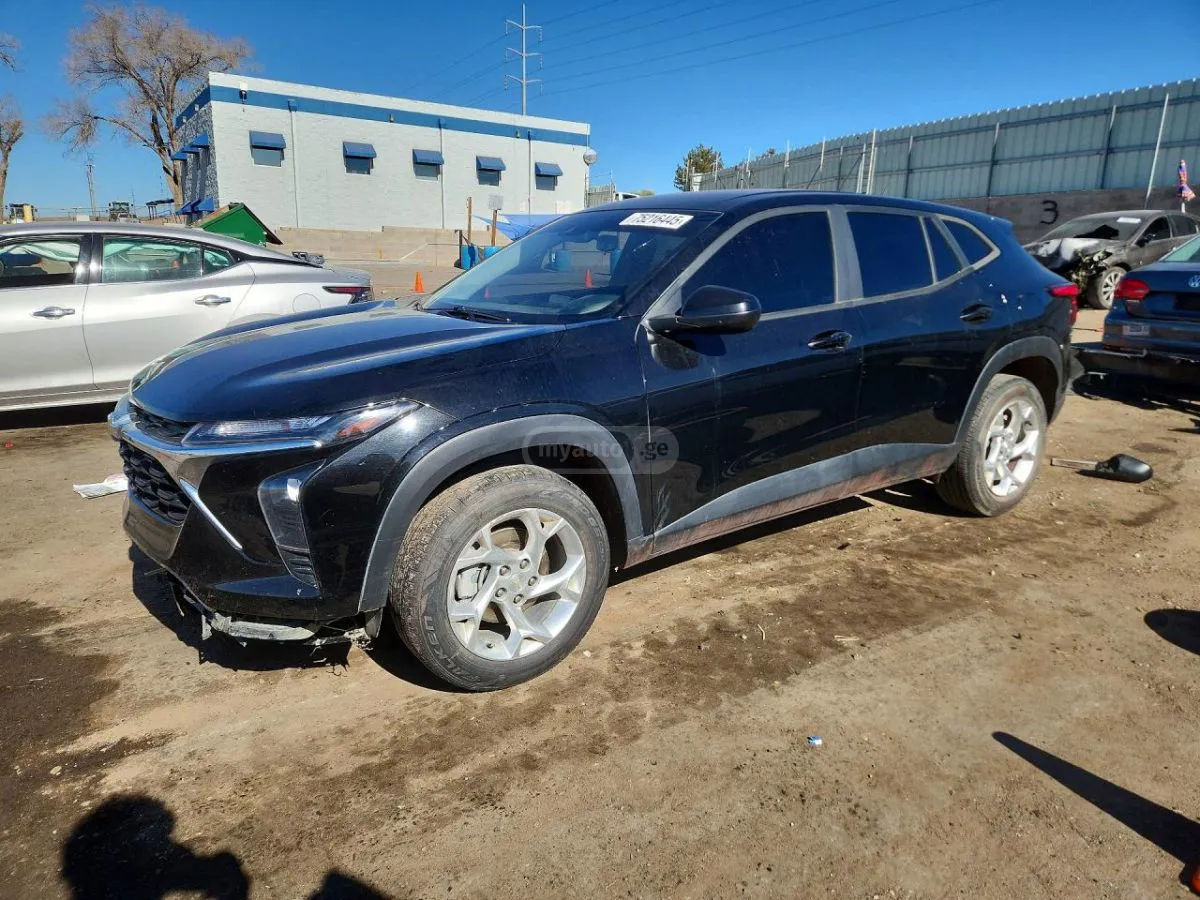 Chevrolet Trax - фото 1