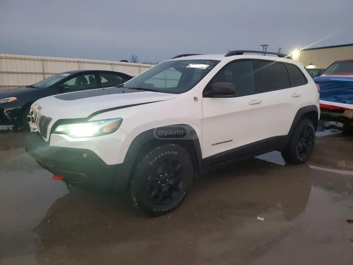 Jeep Cherokee - фото 1