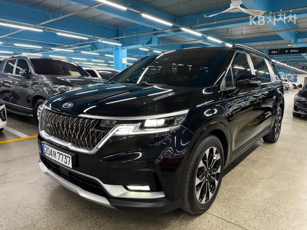 Kia 카니발 4세대 D2.2 9인승 프레스티지 - фото 1